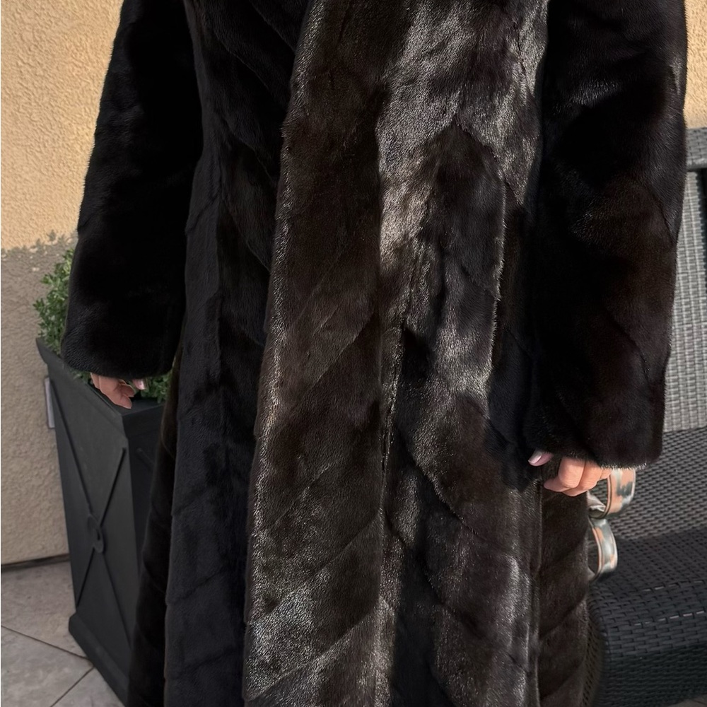 Designed by Zandra Rhodes - Neiman Marcus, Full-length Black Mink Fur Coat - Picture 14 of 15